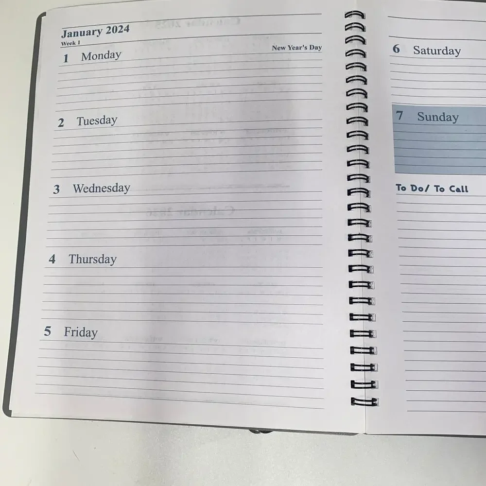 New Signature Series  Set of 4 2024 Dated Weekly Monthly Planners